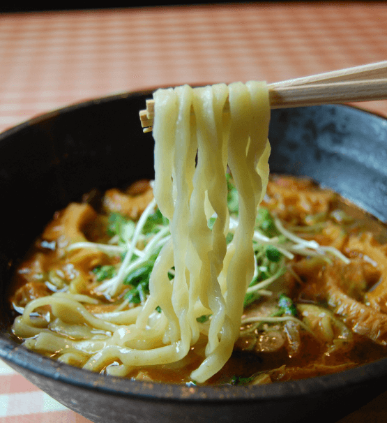 四条烏丸より徒歩5分！元フレンチシェフが作る麺とアラカルトがあるお店です♪